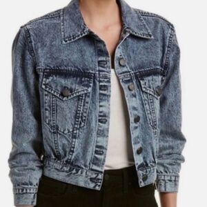 Alice + Olivia Acid-Wash Cropped Denim Jacket in Light Blue